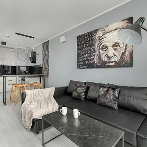 https://jantar-apartamenty-koobrzeg-kasprowicza-20c-swimming-pool.kolobrzeghotels.com